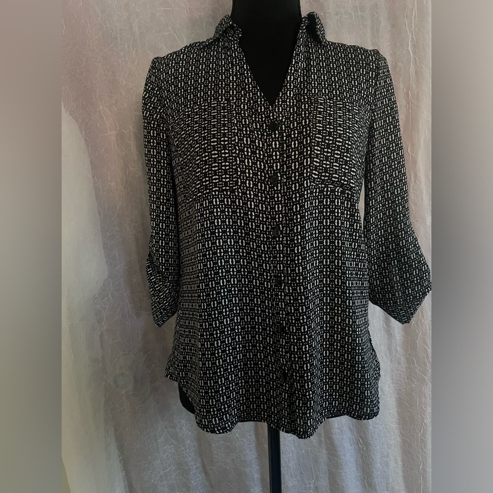 BCX black & white button down top​​​